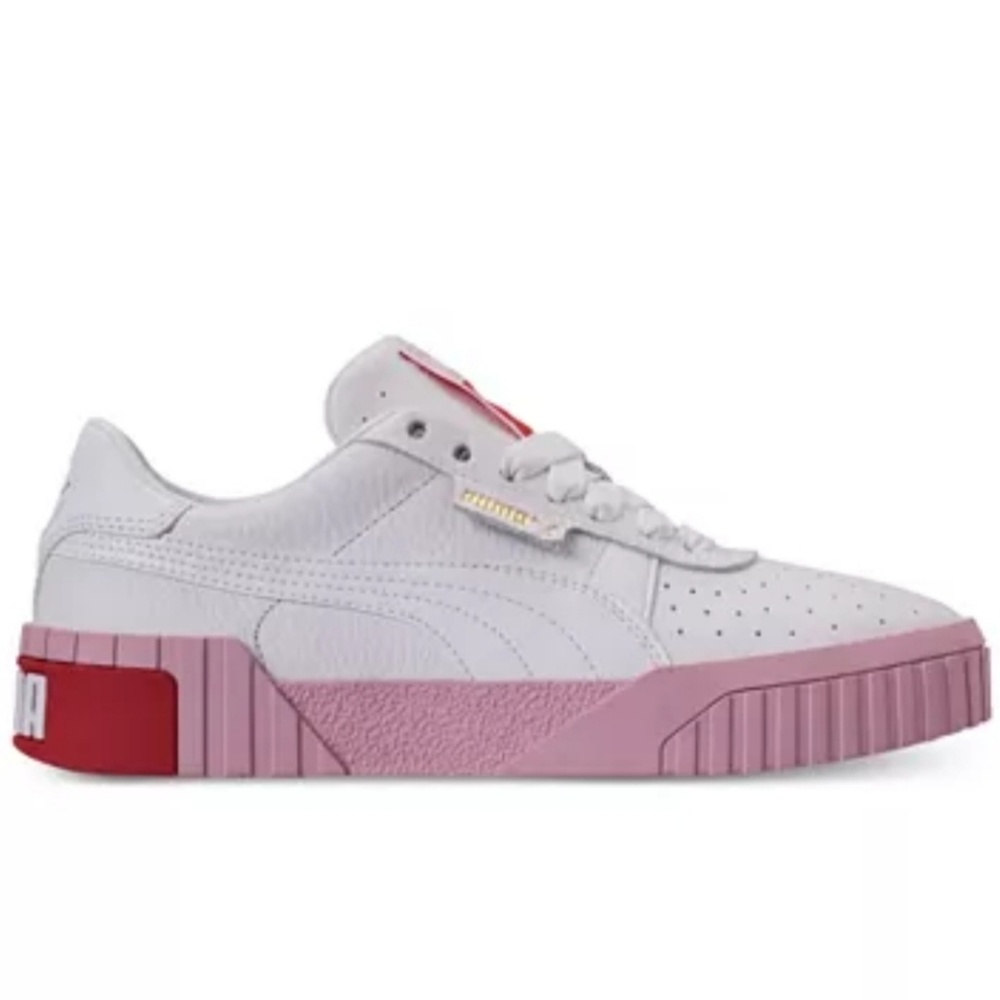 WOMEN'S PUMA SHOES